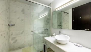 resa estates Ibiza sale Talamanca es Pouet bathroom 5.jpg